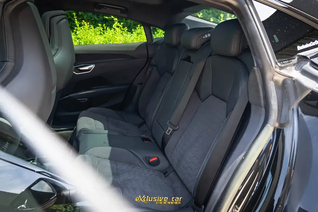 Audi e-tron GT - Thumbnail 21