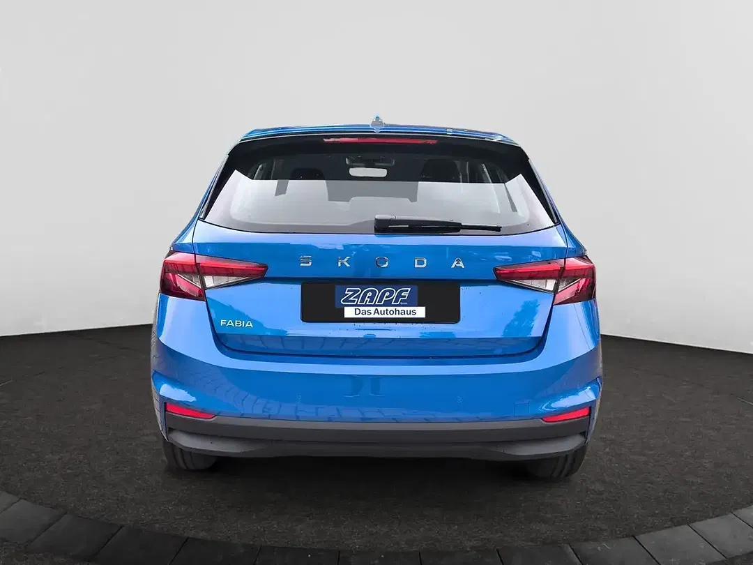Skoda Fabia - Thumbnail 4