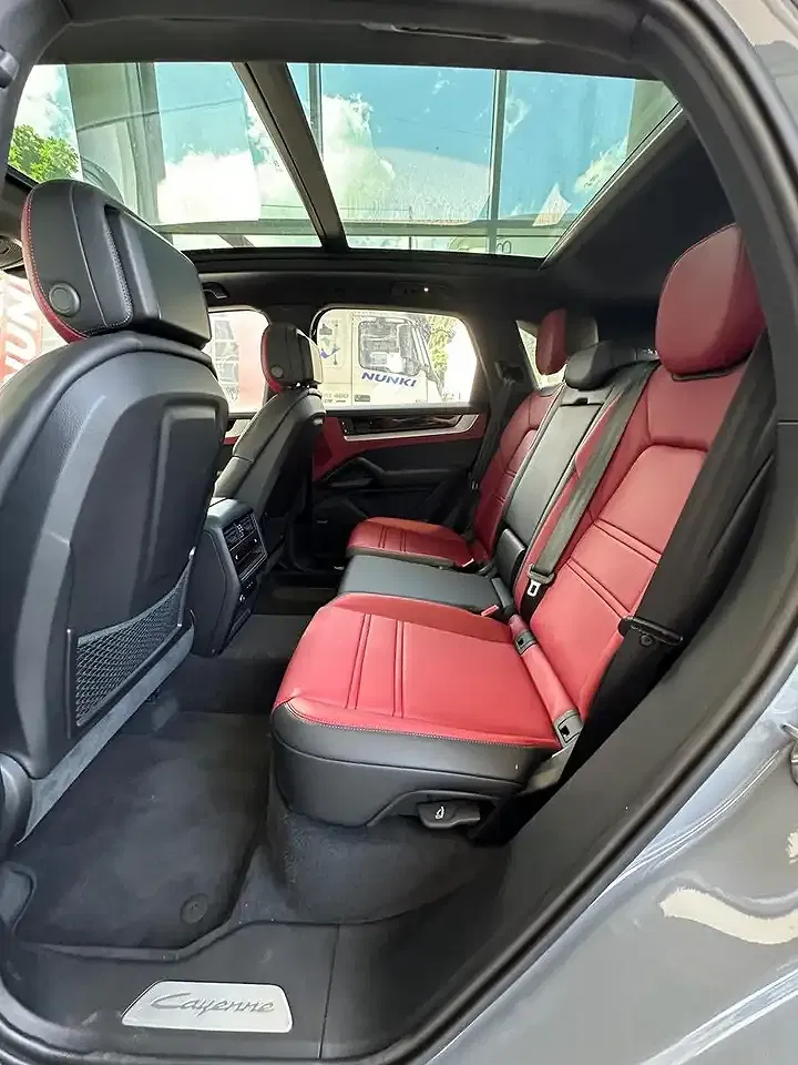 Porsche Cayenne - Thumbnail 8