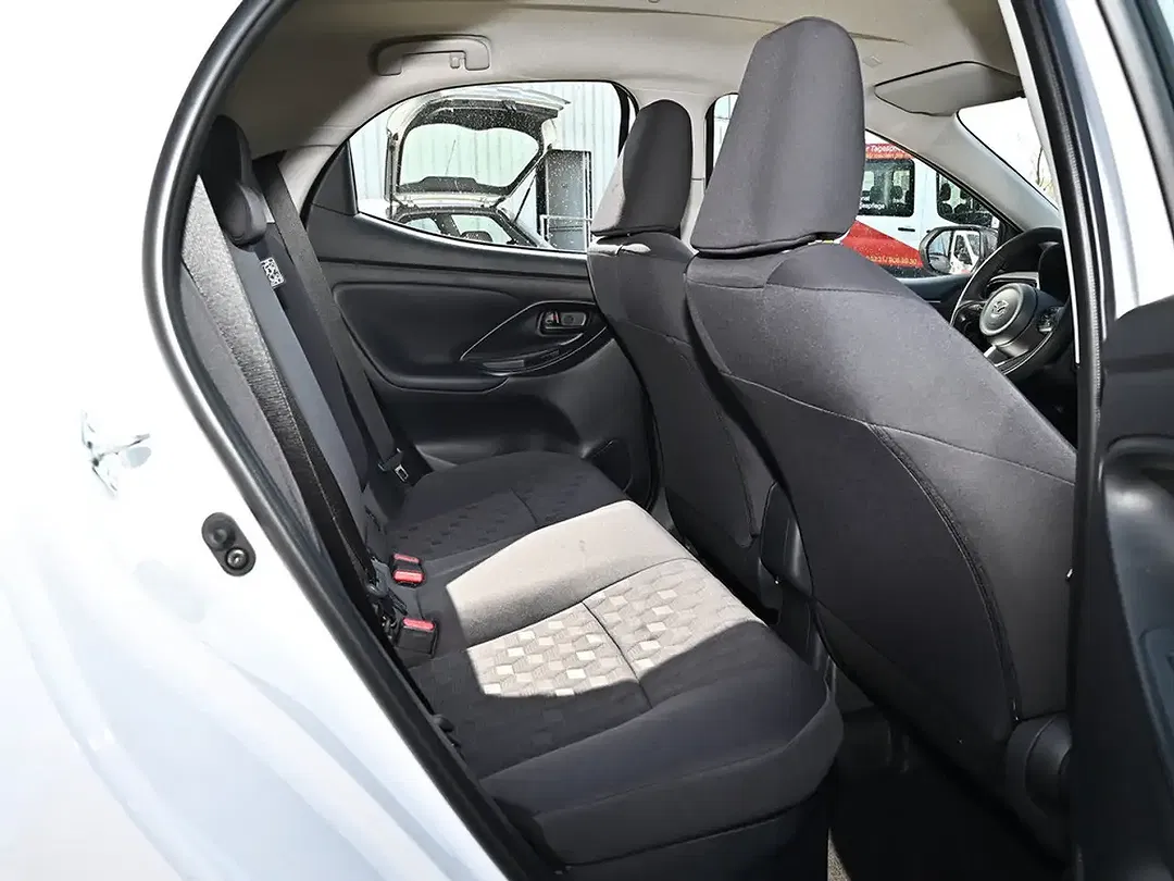 Mazda 2 - Thumbnail 4