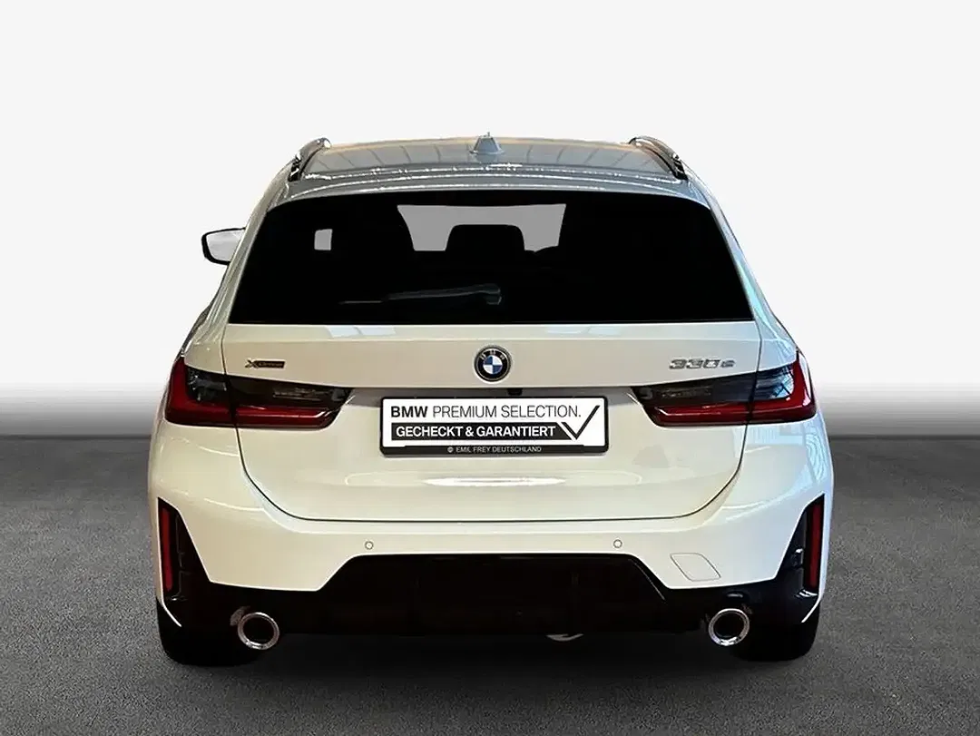 BMW 330 - Thumbnail 5