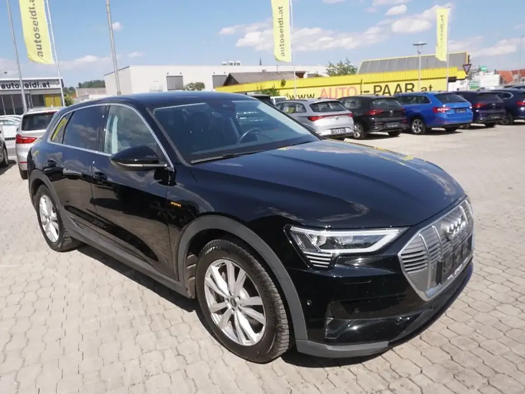 Audi e-tron 50 quattro Matrix LED