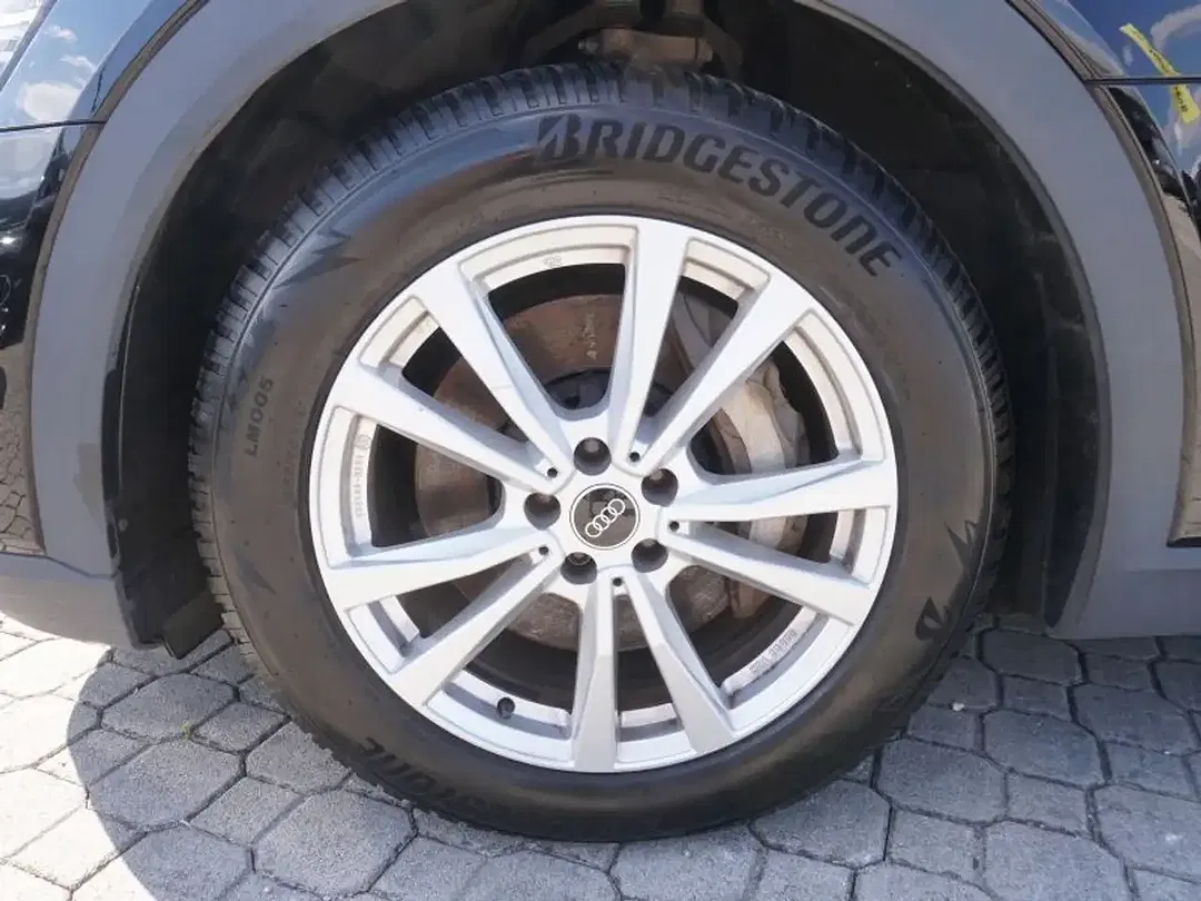 Audi e-tron - Thumbnail 6
