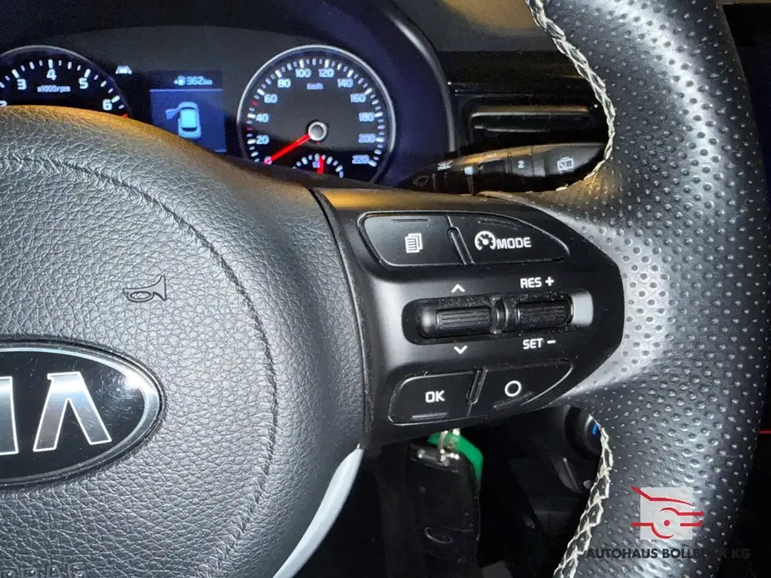 Kia Stonic - Thumbnail 11