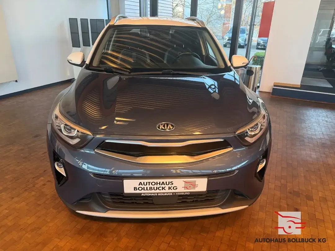 Kia Stonic - Thumbnail 2