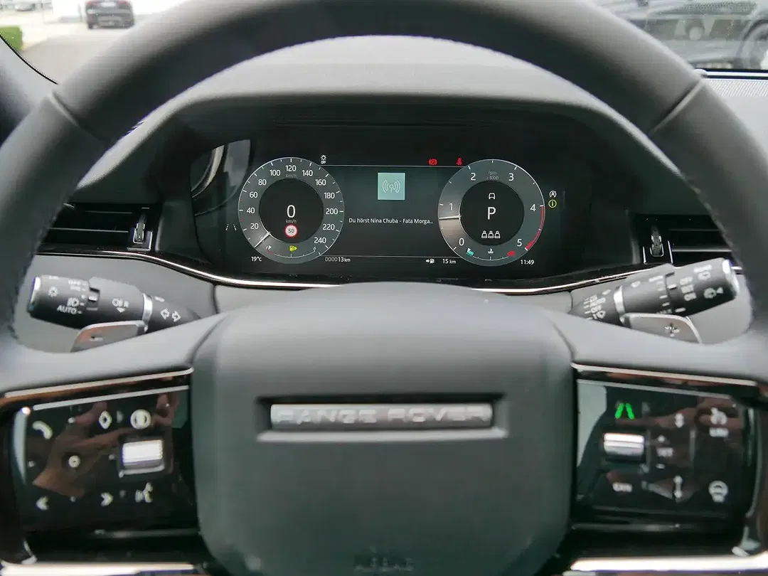 Land Rover Range Rover Evoque - Thumbnail 14