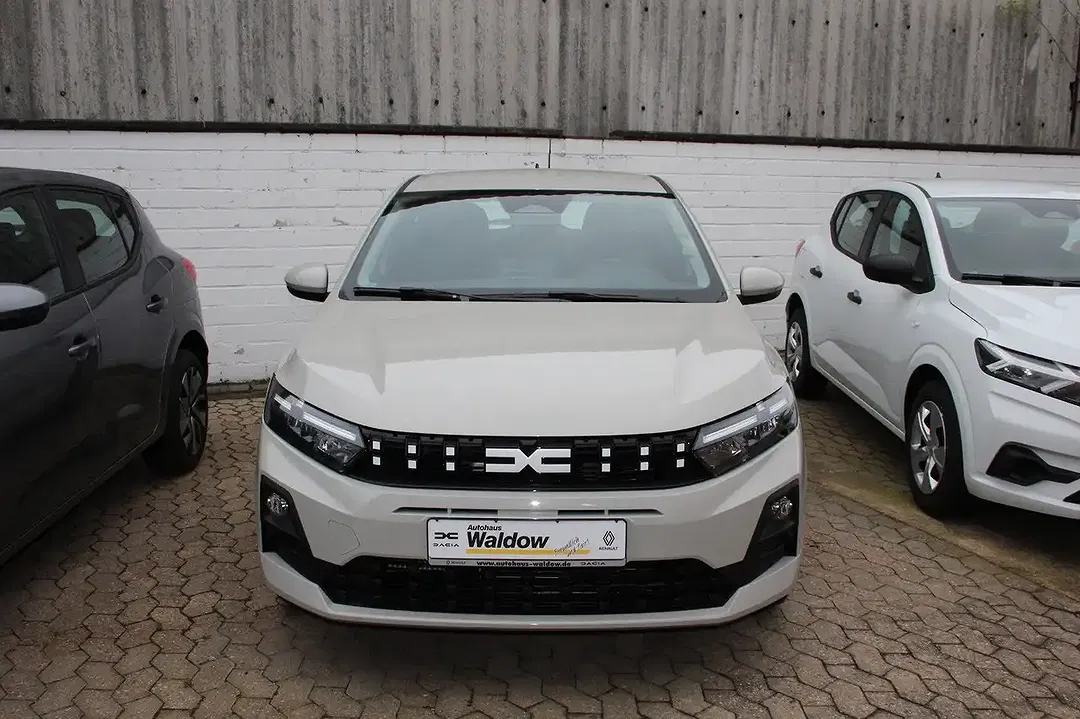 Dacia Sandero - Thumbnail 2