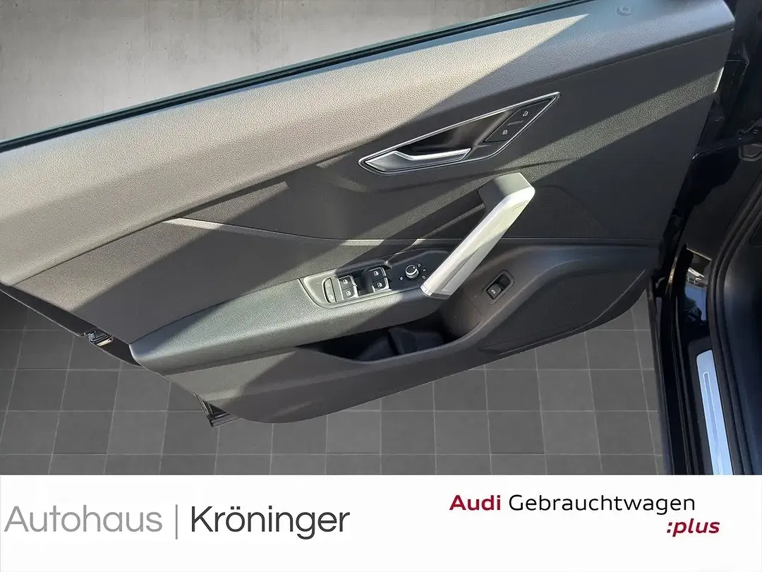Audi Q2 - Thumbnail 8