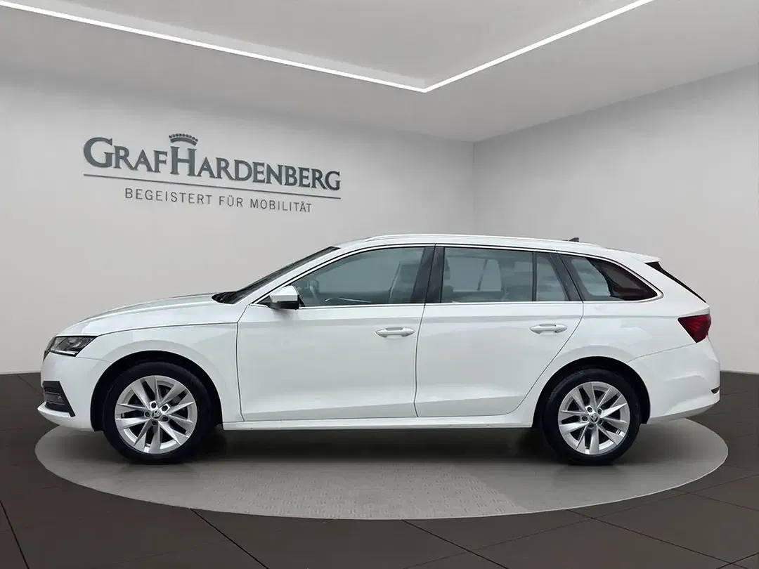 Skoda Octavia - Thumbnail 2