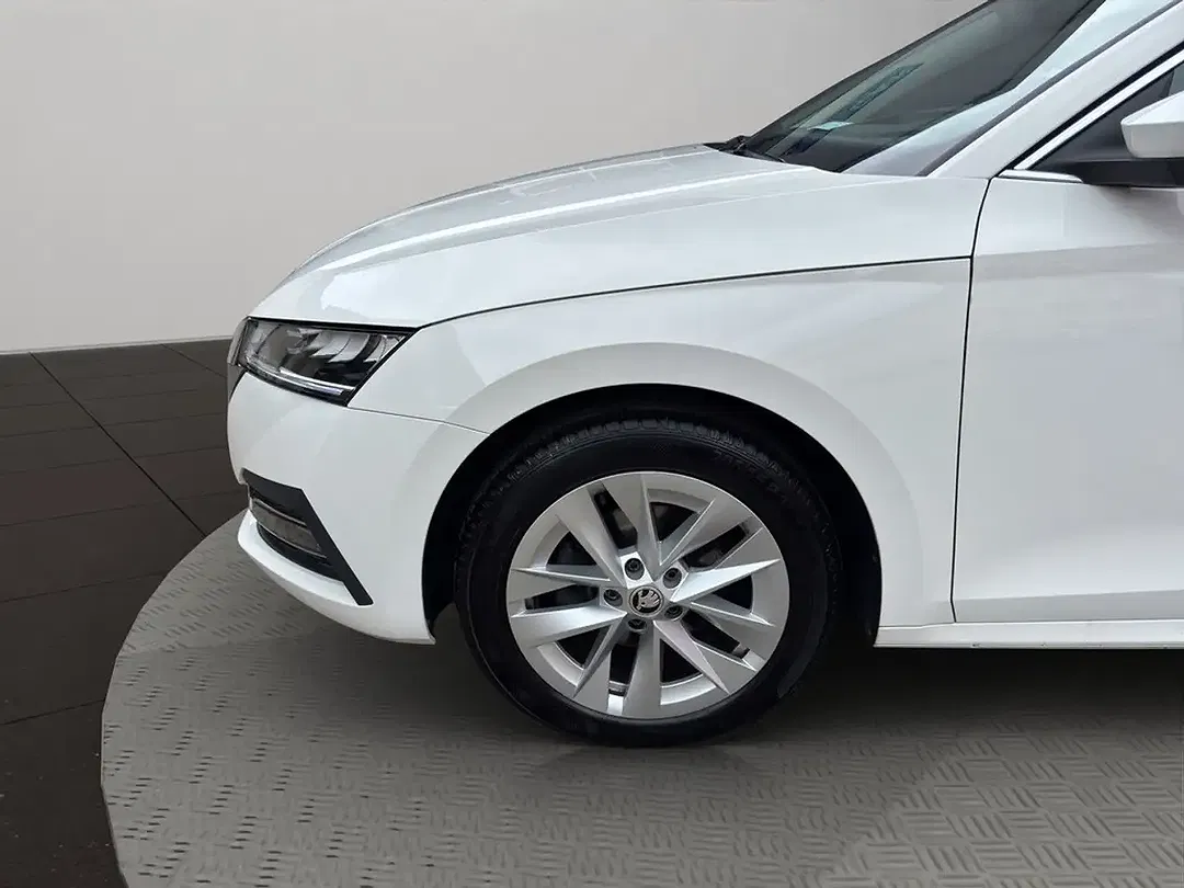 Skoda Octavia - Thumbnail 3
