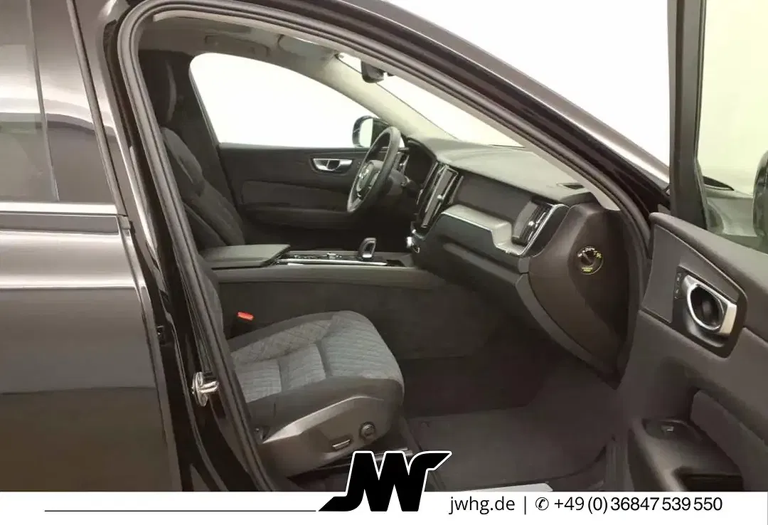 Volvo XC60 - Thumbnail 5