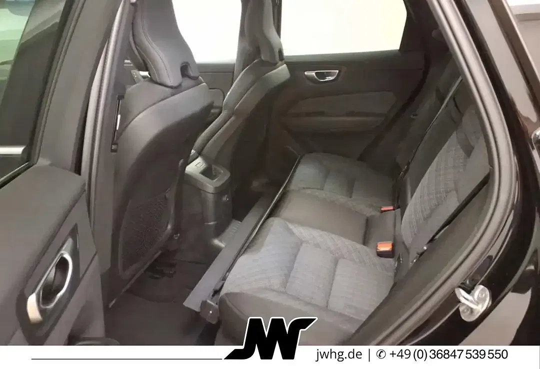 Volvo XC60 - Thumbnail 6