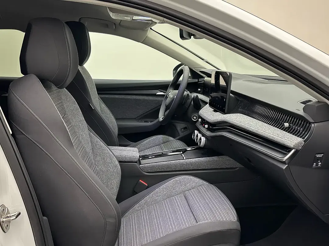 Skoda Superb - Thumbnail 9