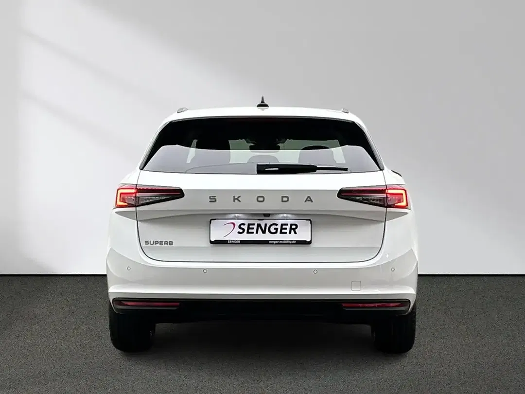 Skoda Superb - Thumbnail 4
