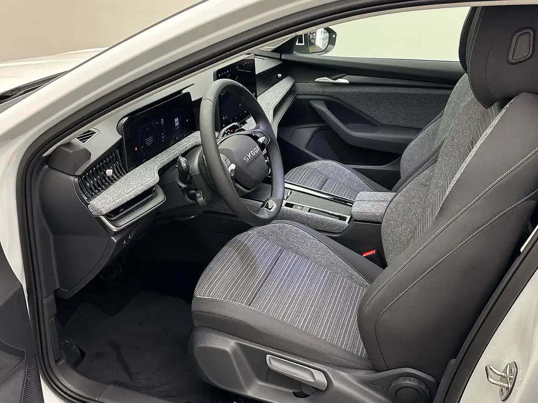 Skoda Superb - Thumbnail 8