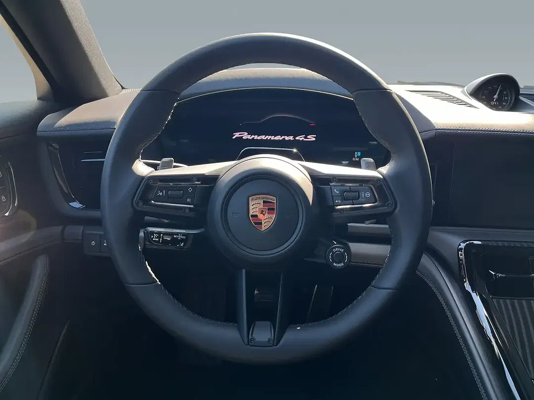 Porsche Panamera - Thumbnail 10