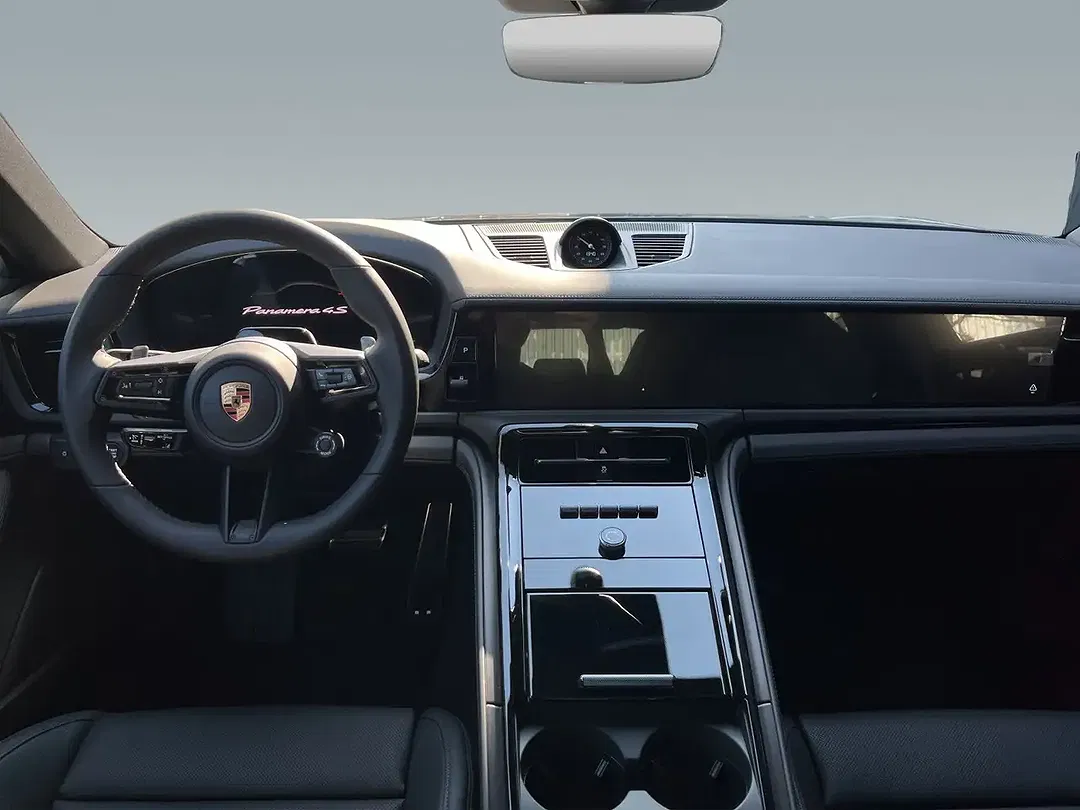 Porsche Panamera - Thumbnail 9