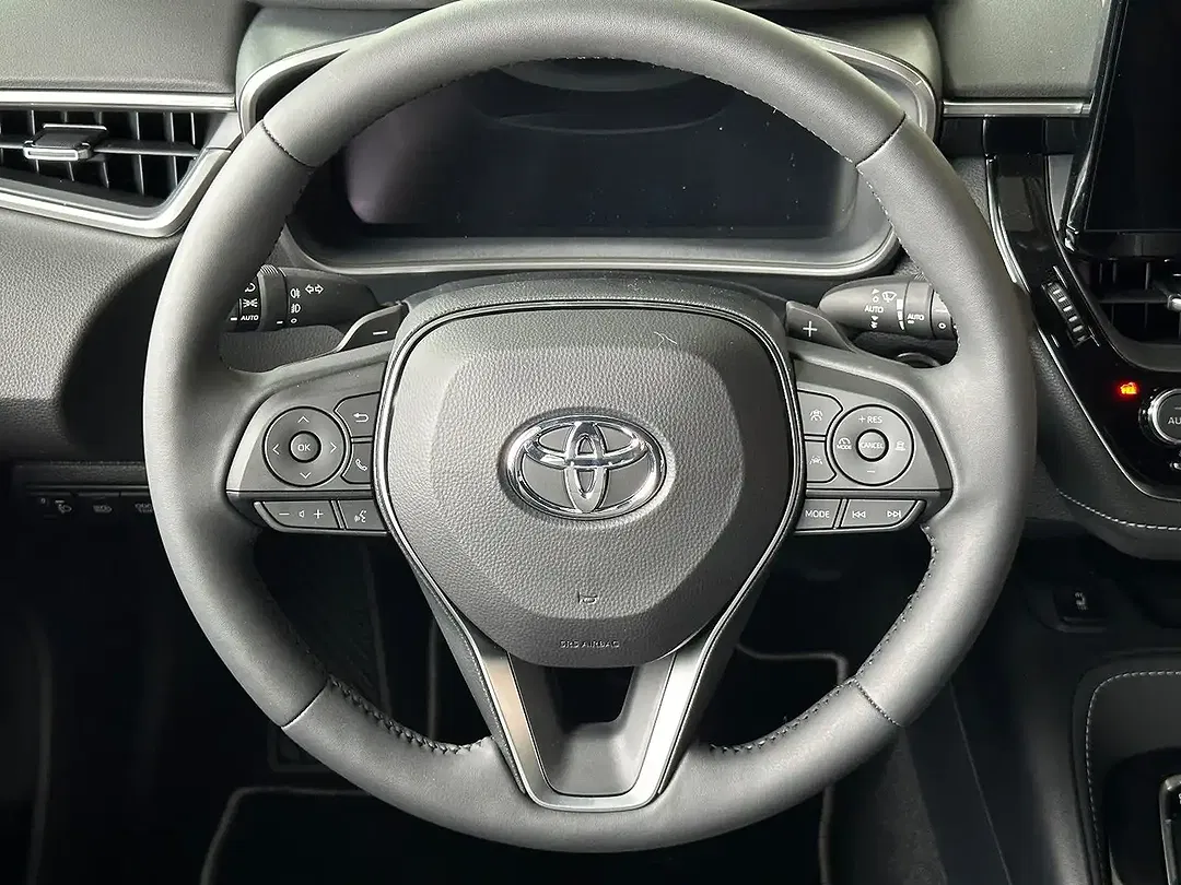 Toyota Corolla - Thumbnail 10