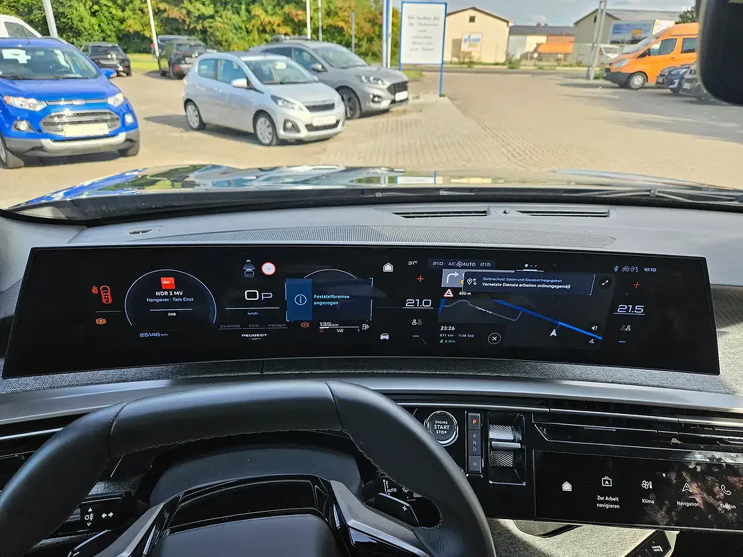 Peugeot 3008 - Thumbnail 7