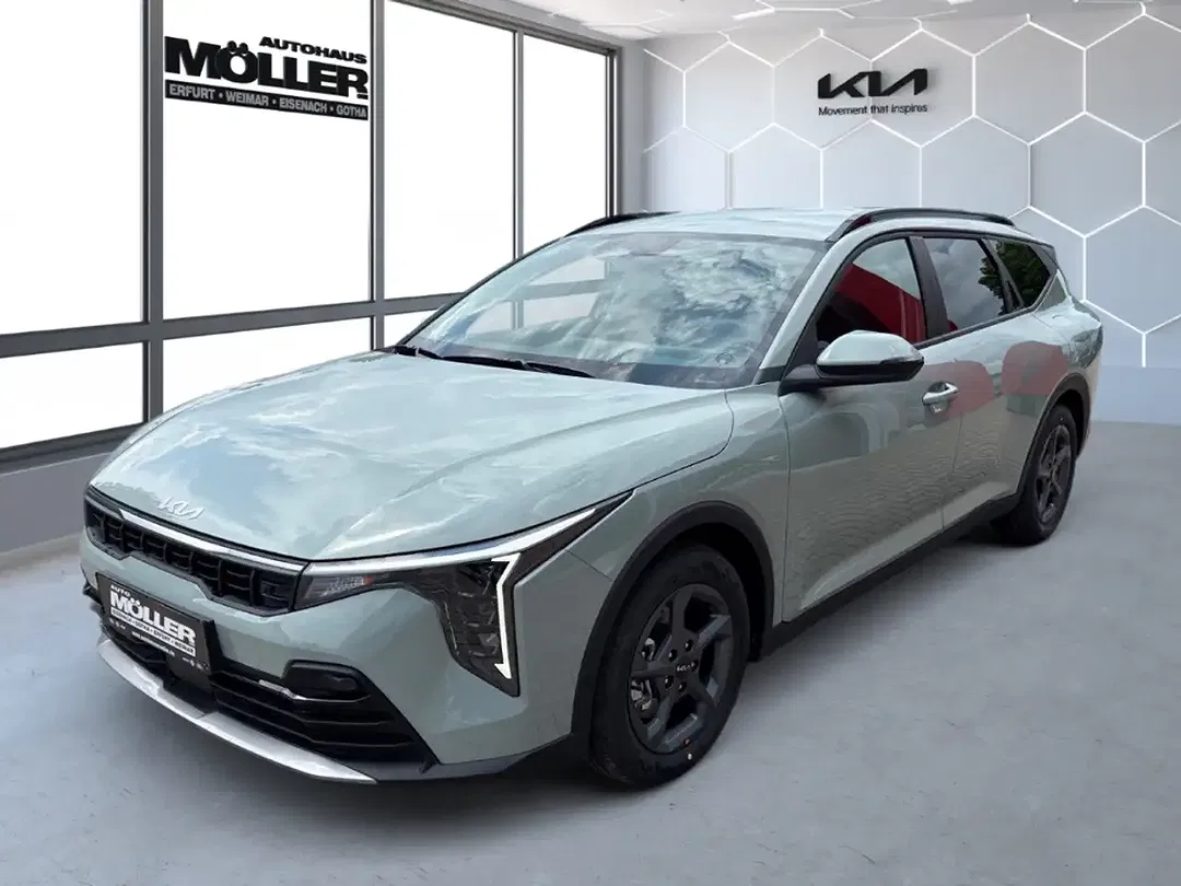 Kia K4 - Thumbnail 2