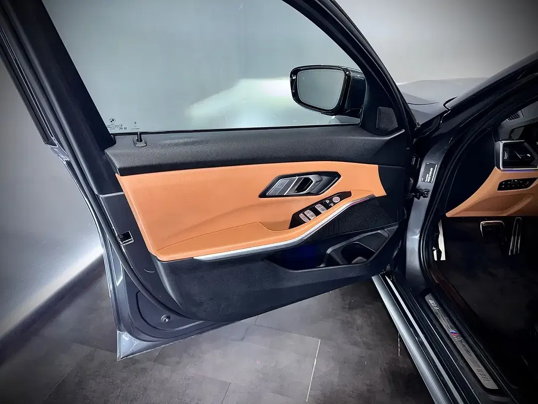BMW 318 - Thumbnail 11