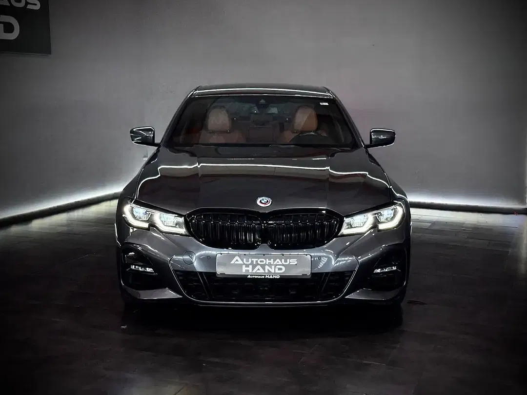 BMW 318 - Thumbnail 3