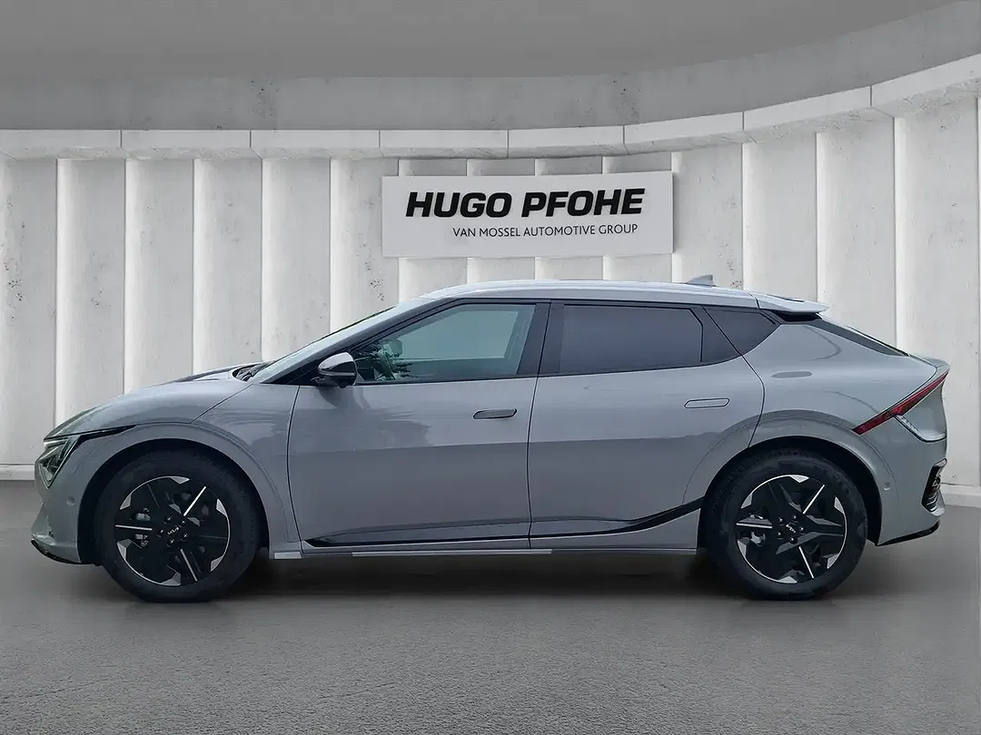 Kia EV6 - Thumbnail 2
