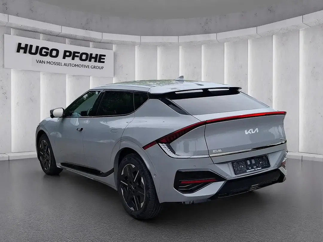 Kia EV6 - Thumbnail 3