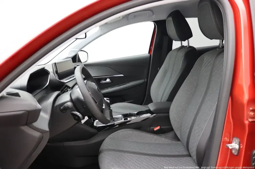 Peugeot 208 - Thumbnail 11