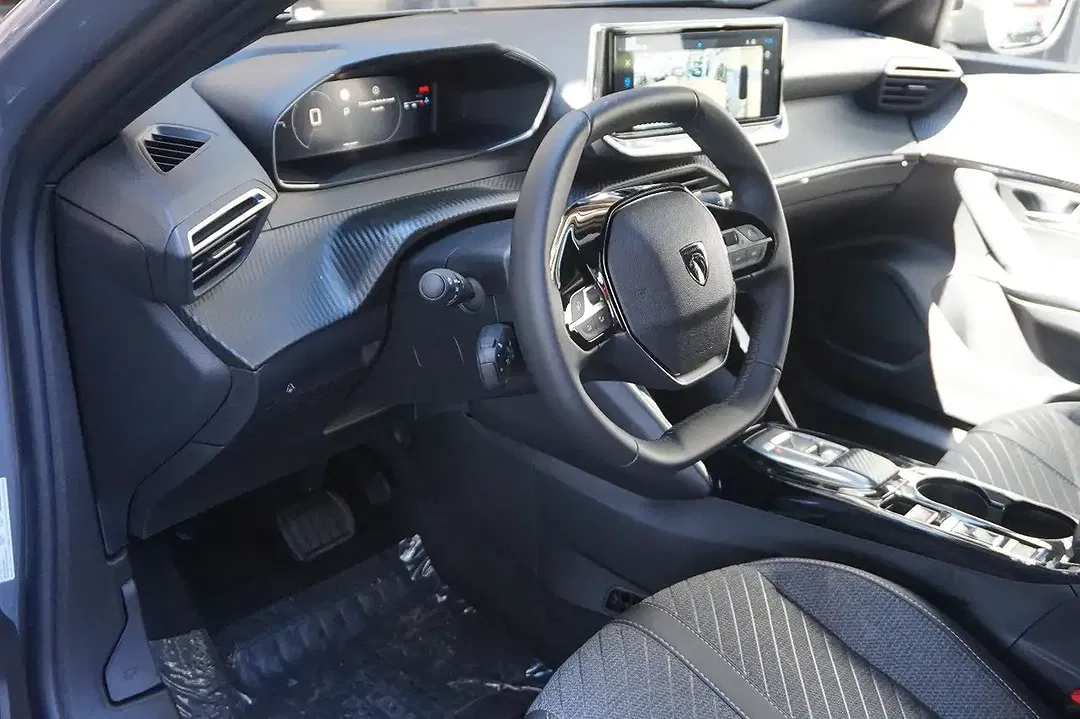 Peugeot 2008 - Thumbnail 8