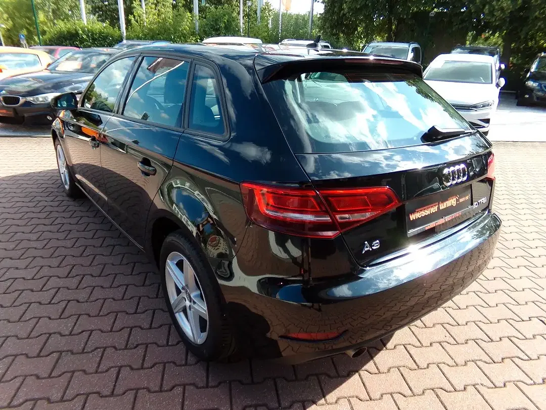 Audi A3 - Thumbnail 4