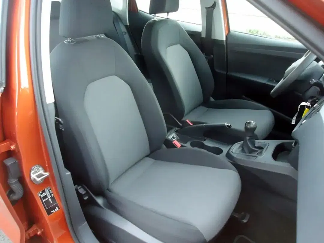 SEAT Arona - Thumbnail 15