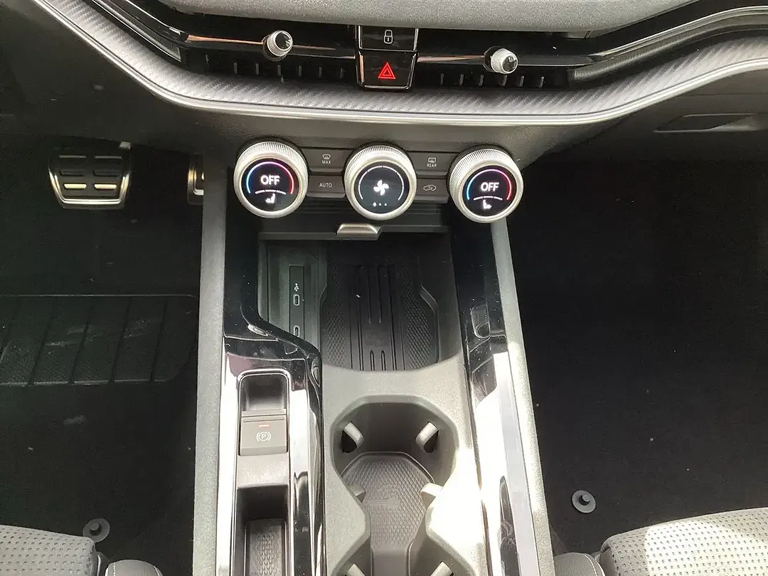 Skoda Superb - Thumbnail 9