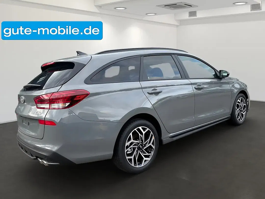 Hyundai i30 - Thumbnail 4
