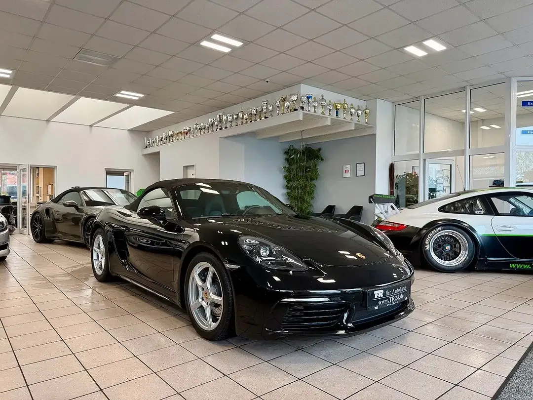 Porsche Boxster - Thumbnail 4