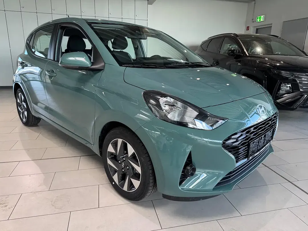 Hyundai i10 - Thumbnail 2