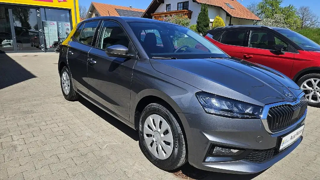 Skoda Fabia - Thumbnail 6