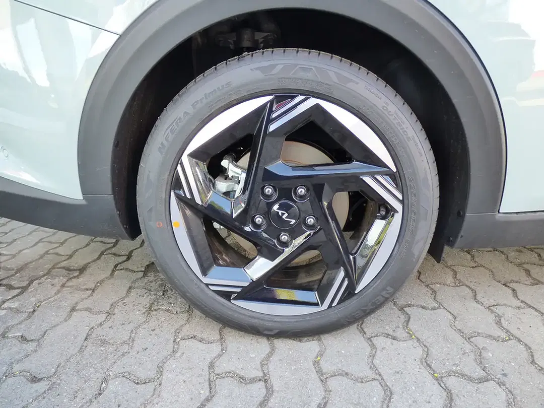 Kia K4 - Thumbnail 15