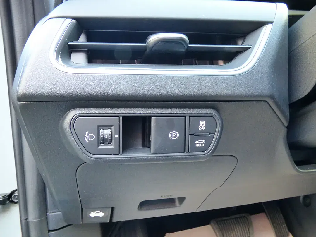 Kia K4 - Thumbnail 6