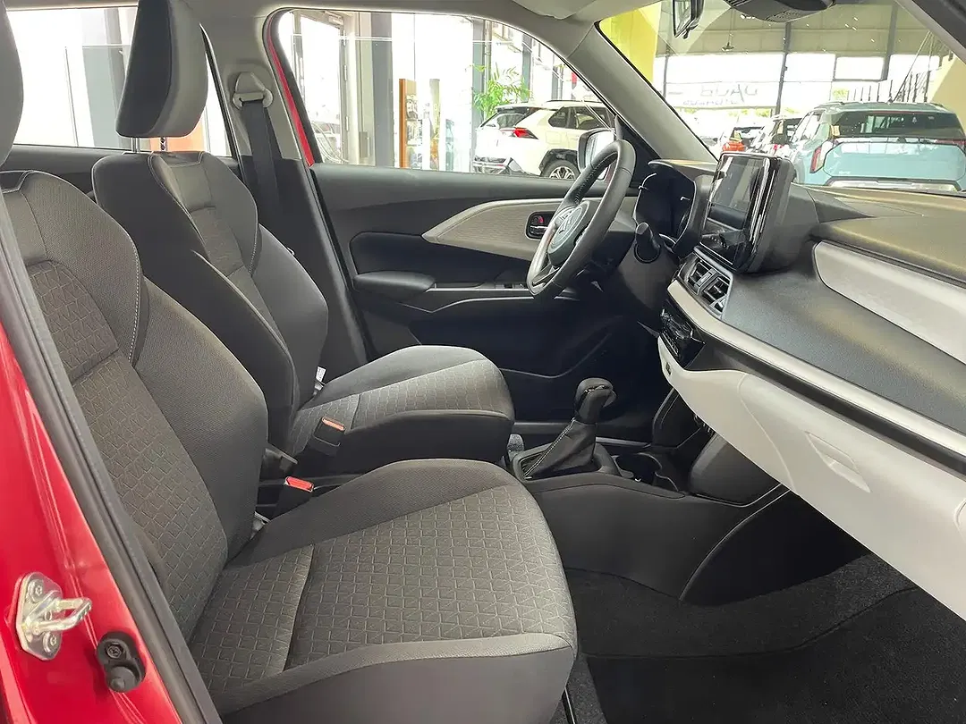 Suzuki Swift - Thumbnail 14