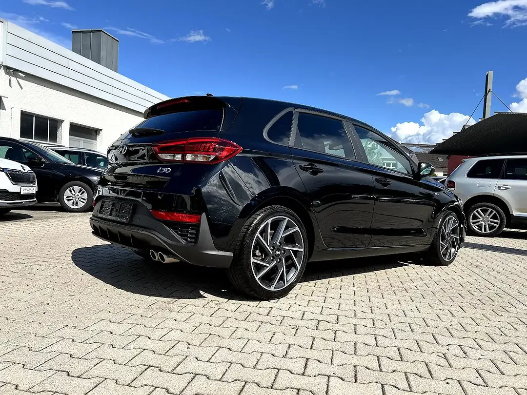 Hyundai i30 - Thumbnail 4