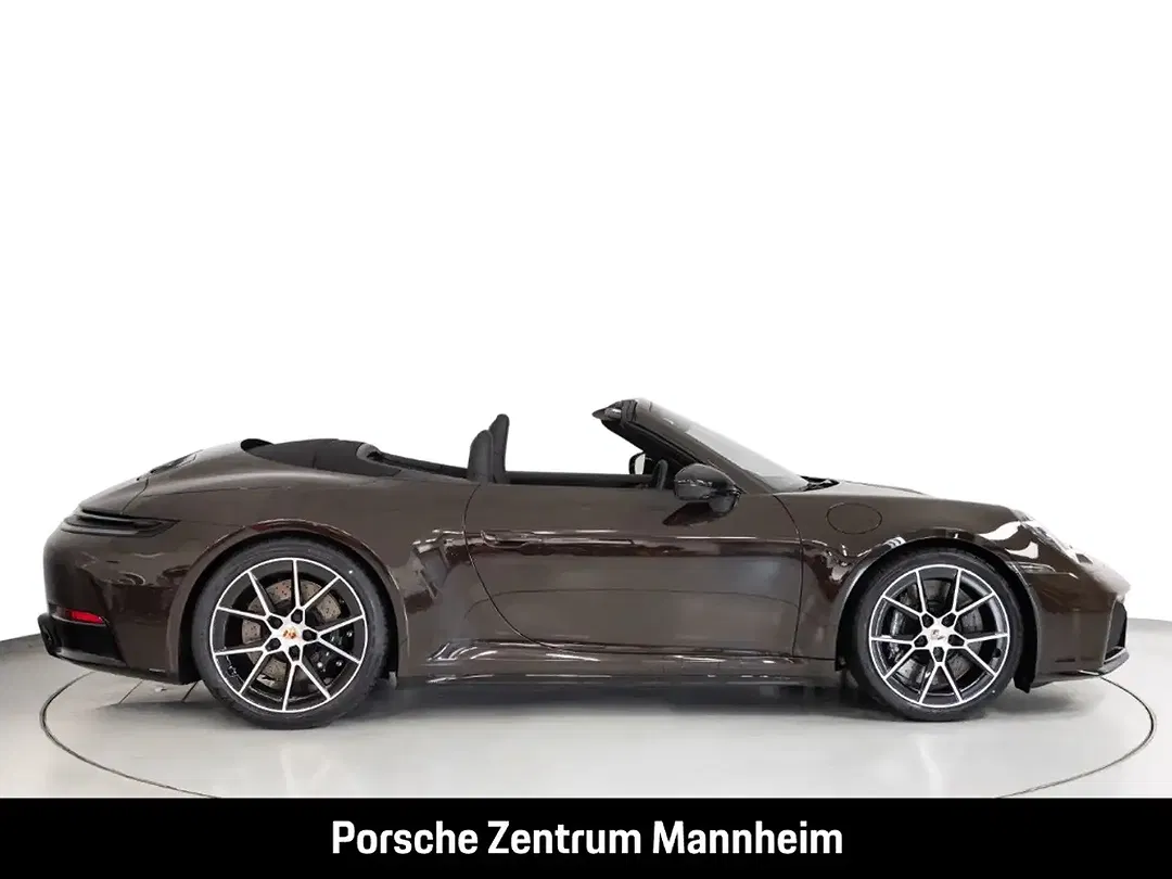 Porsche 992 - Thumbnail 11