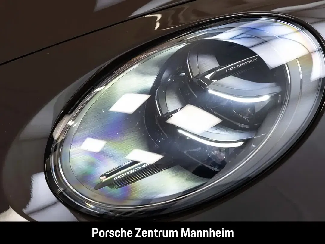 Porsche 992 - Thumbnail 14