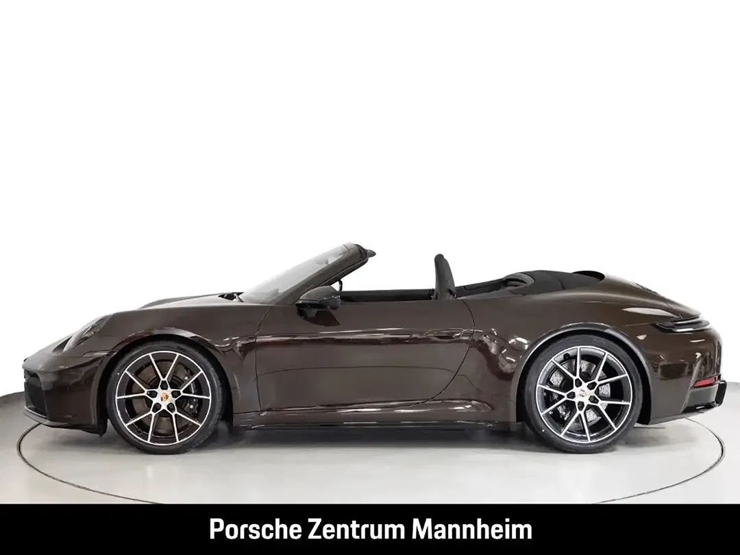 Porsche 992 - Thumbnail 2