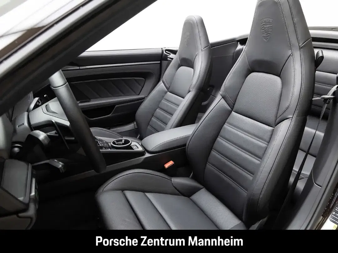 Porsche 992 - Thumbnail 5