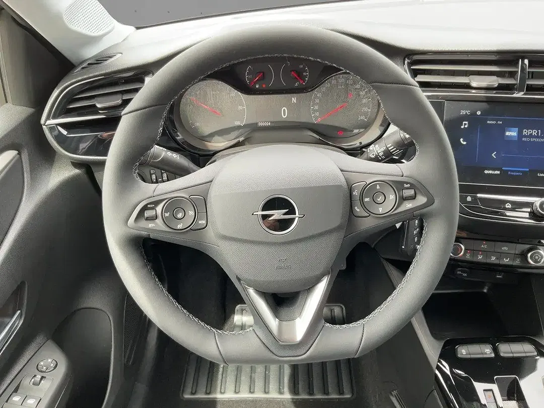 Opel Corsa - Thumbnail 10