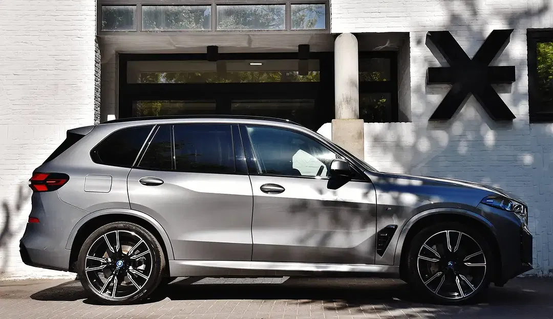 BMW X5 - Thumbnail 3