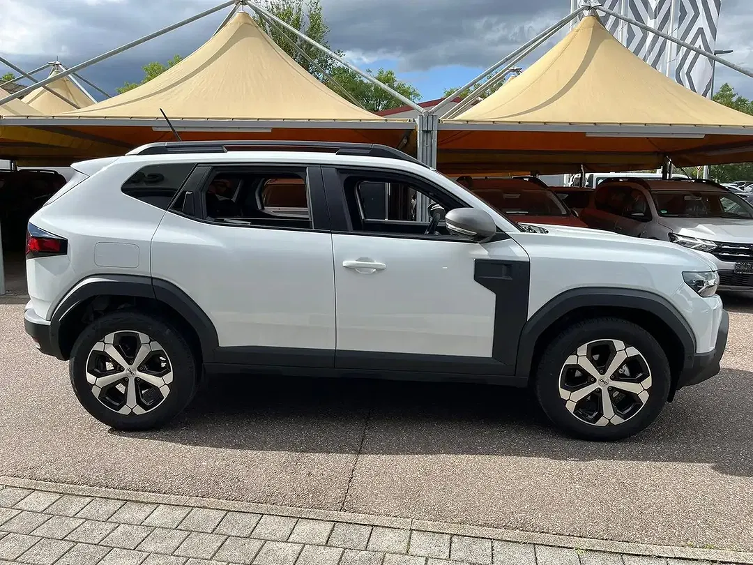 Dacia Duster - Thumbnail 6