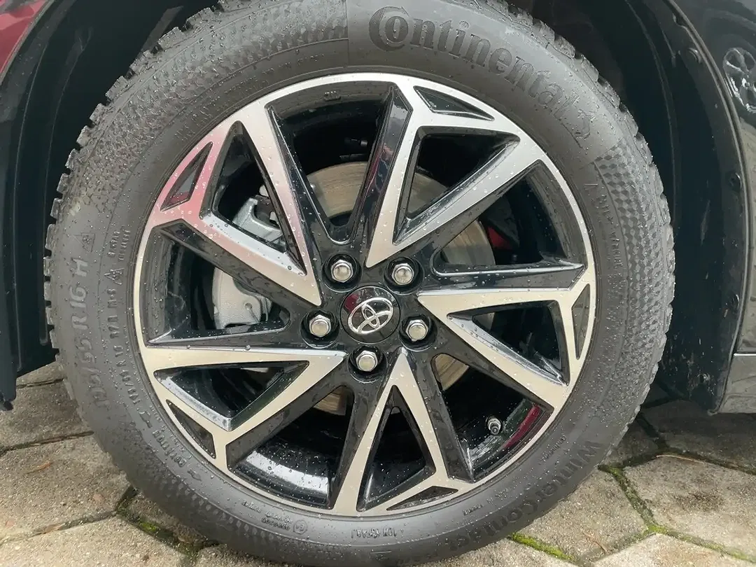 Toyota Yaris - Thumbnail 7