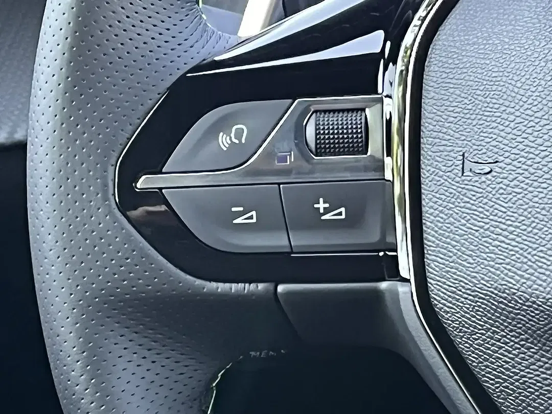 Peugeot 2008 - Thumbnail 13